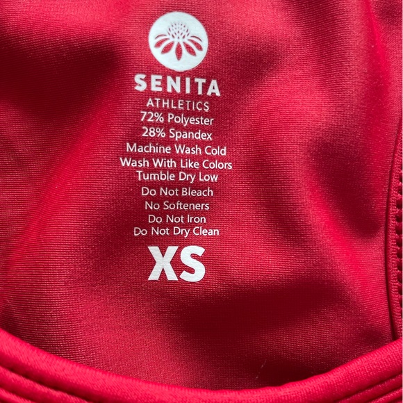 Senita Athletics Red Sports Bra with Pocket - Picture 3 of 3